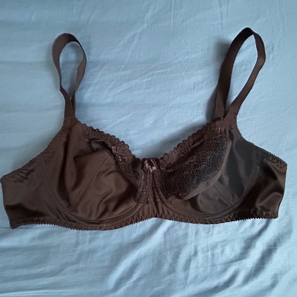 Black bra Sz 38B